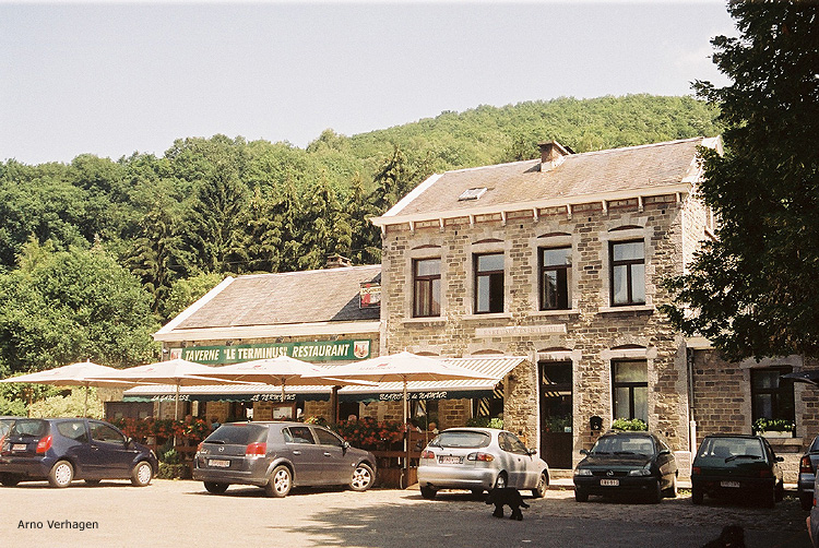 Het station Evrehailles-Bauche